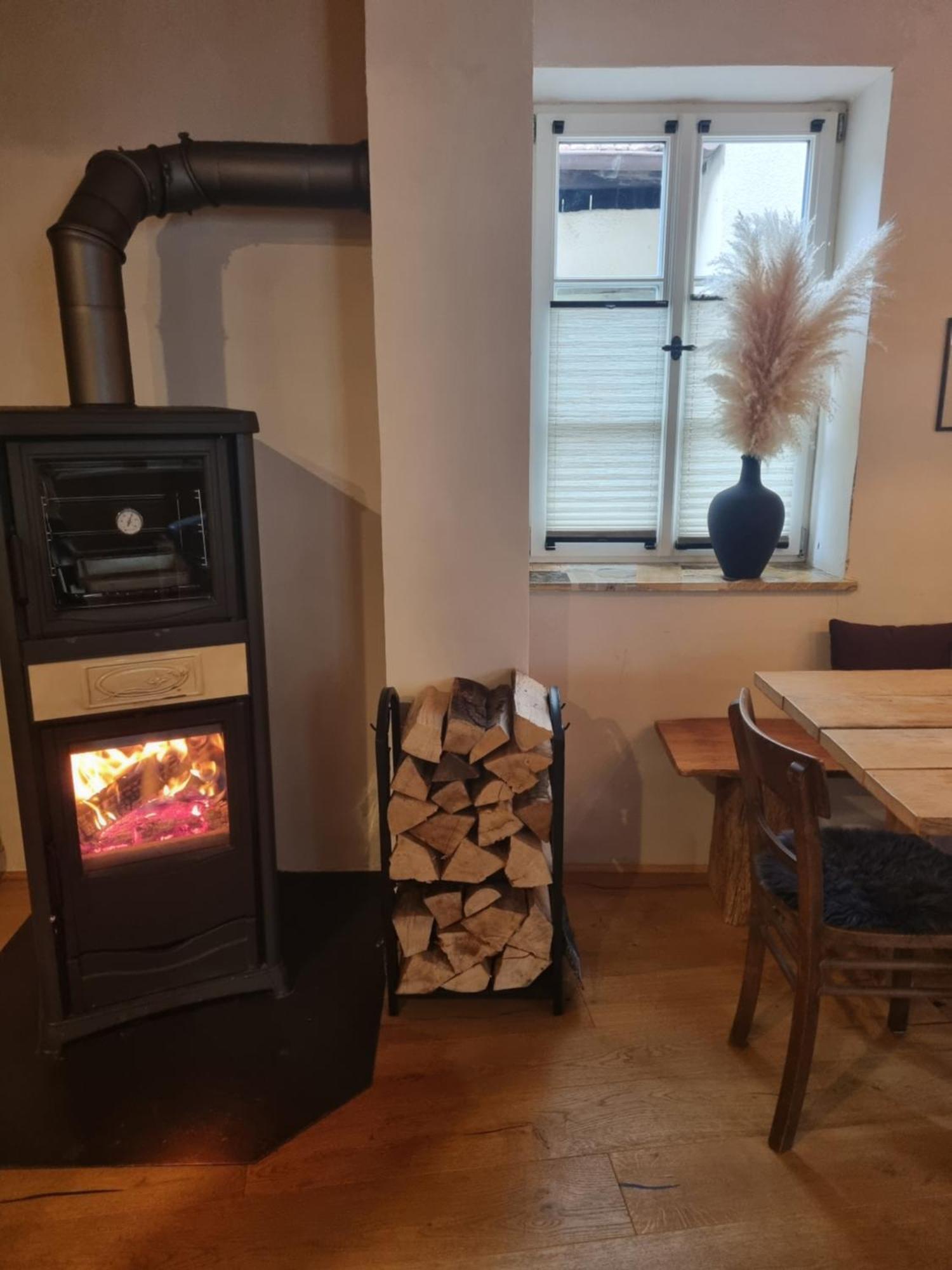 Schöne Ferienwohnung mit Kamin Neustadt an der Weinstraße Exterior foto